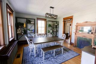 Tranquil Retreat to the Woods: Beautiful Family-Friendly Cottage near Owensville, Missouri - 8