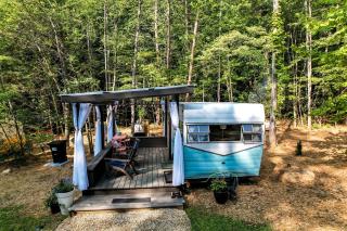 Dream Glamping at Adult-Only Vintage Camper Destination in Franklin, North Carolina - 5