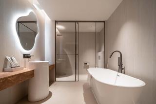 Sanya Haitang Bay Renguan Sea View Pool Villa (Water World Duty Free City Store) - 2