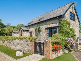 2 bed property in Godshill Isle of Wight IC149 - 0