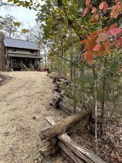 Redesign Wooden Cabin with Jacuzzi and Front Porch in North Carolina - 6