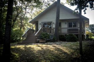 Wonderful Lakefront Cabin with Hot-tub in Carbondale, Illinois - 5