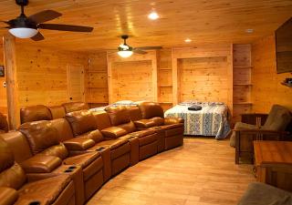Gorgeous Log Cabin Rental near the Blue Ridge Mountains in Dobson, North Carolina - 4