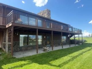 Charming Riverfront Guest House with Deck Overlooking Madison River, Near Ennis, Montana - 2