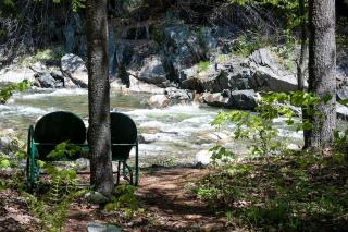 Custom Cabin Surrounded by River in Newfane, Vermont - 4