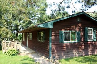 Rustic Family Cabin Rental with a Fire Pit near Wisconsin Dells - 4