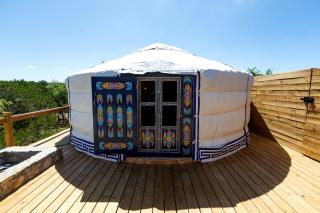 Secluded Romantic Yurt with Amazing Views in Dripping Springs, Texas - 5
