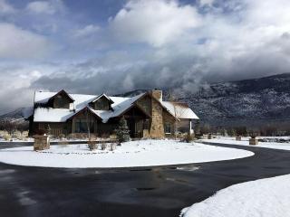 Impressive and Secluded Villa for Rent along the Glorious Uinta Mountains, Utah - 4