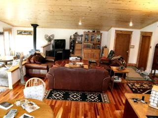 Secluded Lodge Rental for Large Groups in Lewis and Clark National Forest, Montana - 3