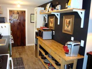 Pet-Friendly Cabin Rental Overlooking a River near Skykomish, Washington - 5