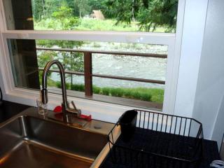 Pet-Friendly Cabin Rental Overlooking a River near Skykomish, Washington - 3