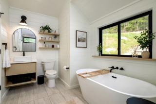 Blissful A-Frame Retreat near Pisgah National Forest in North Carolina - 6