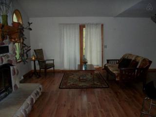 Cottage Rental Surrounded by Magical Countryside in Lafayette County, Wisconsin - 9
