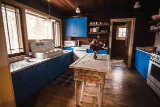 Charming Lakeside Lodging in Minocqua Perfect for a Nature Escape in Wisconsin - 8