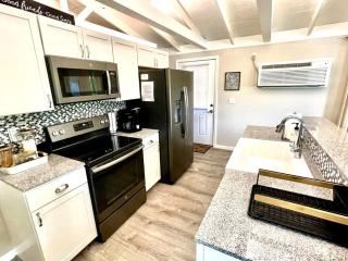 Charming Cottage with Fire Pit and Barbecue in Cadiz, Kentucky - 8