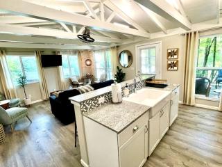 Charming Cottage with Fire Pit and Barbecue in Cadiz, Kentucky - 3