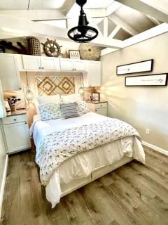 Charming Cottage with Fire Pit and Barbecue in Cadiz, Kentucky - 2