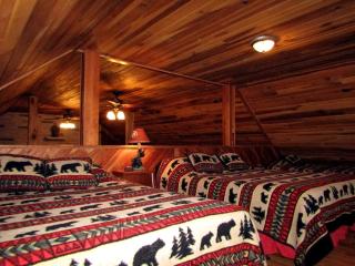 Lovely Cabin for Seven with Hot Tub near Deep Creek Lake in West Virginia - 5