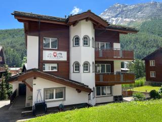 Helvetia Apartments - 0