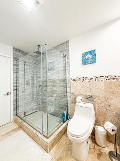 3BR Villa with Serene Poolside Views - CAL1 - HH - 3