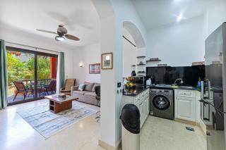 Beautiful apartment with terrace to the pool - 3
