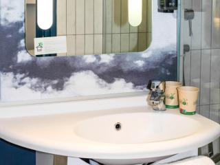 ibis La Rochelle Centre Historique - 3