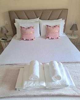 Trikala Cozy Oasis - Guest House with Garden - 3