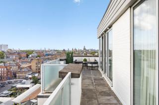 Luxury Penthouse in Chelsea - 2