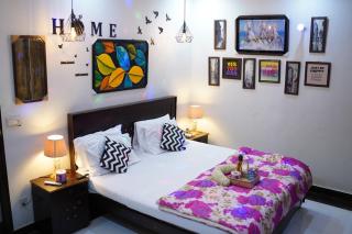 1 Private Bed For Family Couple - 5