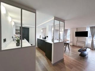 Luxembourg Garden luxury AC apartment for 6 - 2