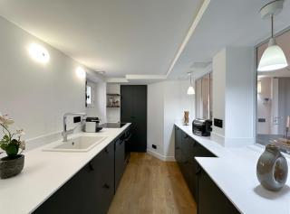 Luxembourg Garden luxury AC apartment for 6 - 1