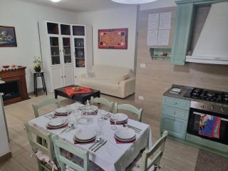 Rosy Vacation Home - 6
