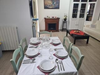 Rosy Vacation Home - 5