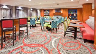 Holiday Inn Express Fremont by IHG - 2