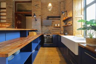 Traditional 2BR Sololaki Apt - By Wehost - Tiflis - 2