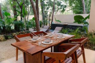 Stylish Ground-Floor 3BR Haven with Luxe Plunge Pool - 7