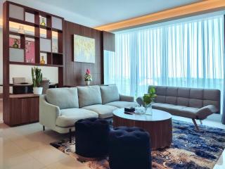 UNHAS HOTEL & CONVENTION - 5