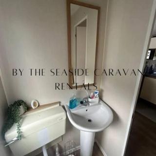 Cosy Getaway In Towyn North Wales - 8