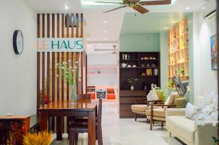 Le Haus - 1