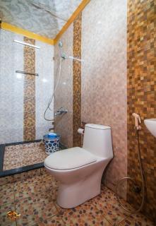 Karimeen Boathouse - 5