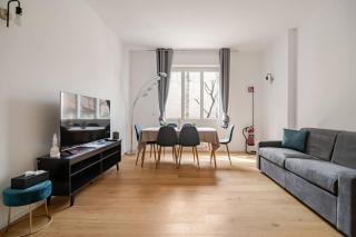 Luxury Suite Spacious Home in the Heart of Como - 1