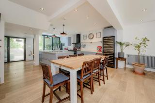 Veeve - Family Townhouse - 8