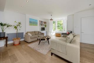 Veeve - Family Townhouse - 0