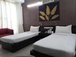 Hotel tathagat bodhgaya near main temple - 3