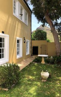 Essio's Garden Apartment, Simons Town South Africa - 6