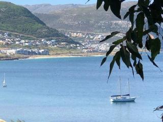 Essio's Garden Apartment, Simons Town South Africa - 4