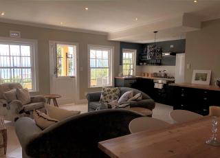 Essio's Garden Apartment, Simons Town South Africa - 2