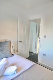 Modern Spacious 3BR-Free Parking-Long Stay Discounts - 6