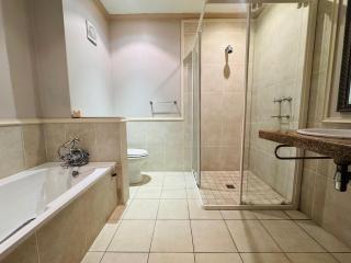 Luxurious 3 Bedroom Villa - 7