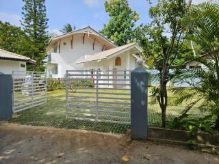 Solara Beach House - 9